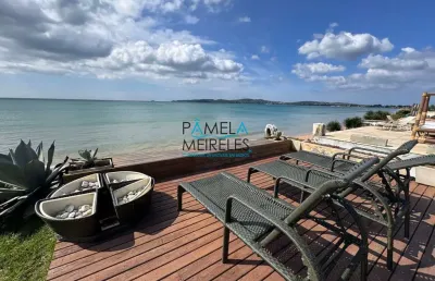 Casa 4 quartos pé na areia em manguinhos armação de búzios