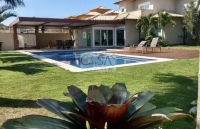 Maravilhosa casa 6 quartos no centro da armação de búzios