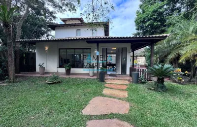Excelente casa 4 quartos em condomínio poucos passos praia de manguinhos