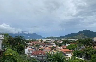 Casa com excelente vista no bairro porto grande, são sebastião/sp