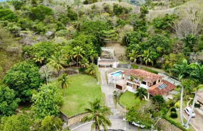 Casa alto padrão em praia do arrastão, são sebastião/sp