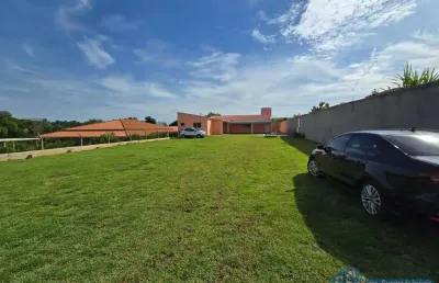 Chácara c/ 1.000 m2, 3 quartos (1 súite) e piscina  – araçoiaba da serra