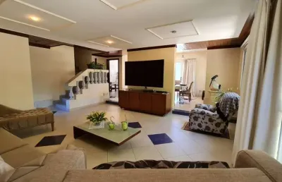 Linda casa em vilas do atlantico condominio fechado