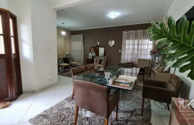 Casa com 4 quartos à venda na Avenida Praia de Itapoan, 332, Vilas do Atlantico, Lauro de Freitas