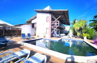 Casa com 4 quartos à venda na Avenida Praia de Itapoan, 365, Vilas do Atlantico, Lauro de Freitas
