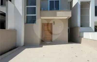 Condomínio com 4 quartos para locação em parque residencial indaiá - sp