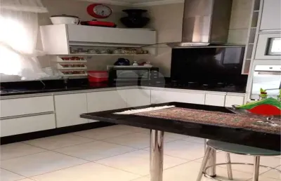 Casa térrea com 2 quartos à venda em jardim regina - sp