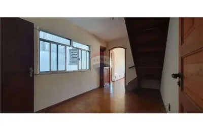 Cobertura triplex 3 quartos, sendo 2 suítes no bairu, juiz de fora, mg