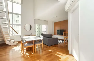 Atraente duplex para venda e locação em pinheiros com 2 quartos, sendo 2 suítes, 111m²