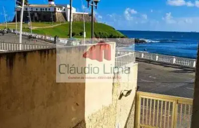 Studio para locação de frente para o farol da barra!