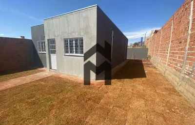 Casa com 2 quartos à venda no Centro, Serrana 
