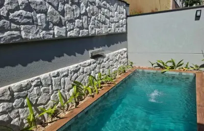 Casa térrea de ilha, em condomínio, 2 suítes, à venda no condomínio terras de siena , 200 m², vila do golf, zona sul de ribeirão preto