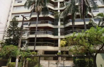 Lindo apartamento em frente a praça sete de setembro com 4 quartos