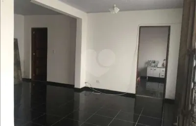 Casa com 3 quartos à venda na Rua Nápoles, Vila Gustavo, São Paulo