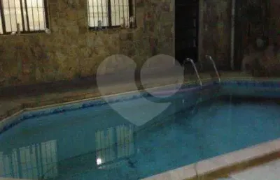 Casa com 3 quartos à venda na Camatei, Vila Nivi, São Paulo