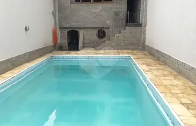 Casa com 3 quartos à venda na Rua Jesuíno Rabello, Vila Milton, Guarulhos