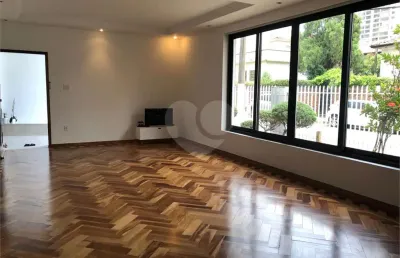 Casa com 4 quartos à venda na Rua Paderewsky, Santana, São Paulo