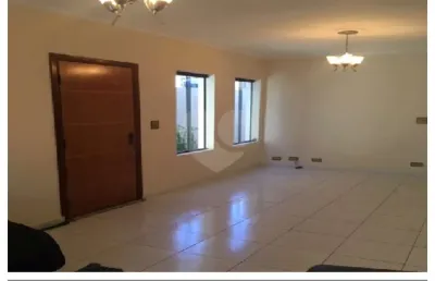 Casa com 3 quartos à venda na Rua Edgar, Vila Guilherme, São Paulo