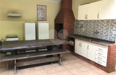 Casa com 4 quartos à venda na Rua Santo Antônio, Vila Galvão, Guarulhos