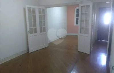 Casa com 3 quartos à venda na Rua Conselheiro Saraiva, Santana, São Paulo