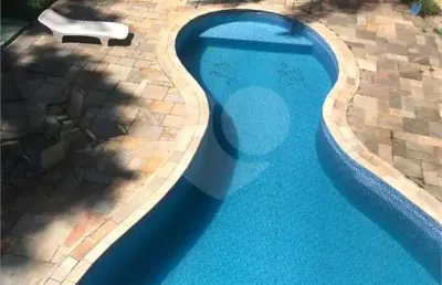 Sobrado com 4 quartos à venda ou para locação em roseira - sp