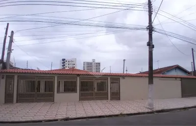 Casa com 3 quartos à venda na Antônio Gonçalves Dias, Solemar, Praia Grande