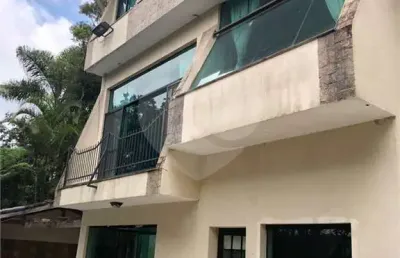 Casa em condomínio fechado com 5 quartos à venda na Das Gaivotas, Caraguatá, Mairiporã