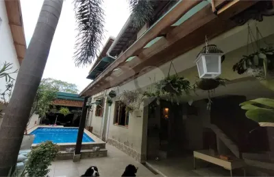 Casa com 4 quartos à venda na Dona Laura Barbosa Nascimento, Centro, Mairiporã