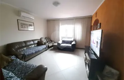Casa com 3 quartos à venda na Professor Monteiro De Camargo, Jardim Peri, São Paulo