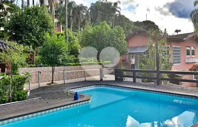 Casa em condomínio fechado com 6 quartos à venda na Caraguatá, Cumbari, Mairiporã