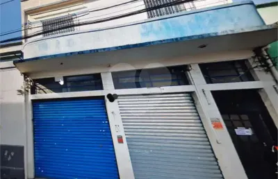 Prédio à venda na Rua Saldanha Marinho, Belém, São Paulo