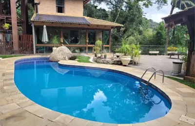 Casa com 3 quartos à venda na Das Camélias, Serra da Cantareira, Mairiporã