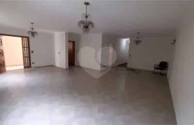 Casa com 5 quartos à venda na Cônego Luís Gonzaga Biazi, Vila Guilherme, São Paulo