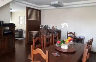 Casa com 4 quartos à venda na Rua Senhor do Monte, Água Fria, São Paulo