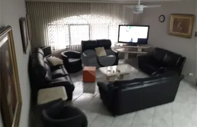Casa com 4 quartos à venda na Rua Dentista Barreto, Vila Carrão, São Paulo