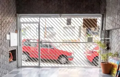 Casa com 3 quartos à venda na Rua dos Bogaris, Mirandópolis, São Paulo