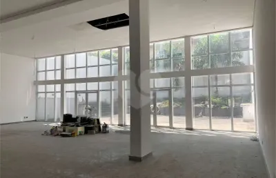 Salão comercial à venda ou para locação em vila sofia - sp