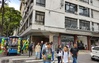 Ponto comercial para alugar na Rua Vinte e Quatro de Maio, Centro, São Paulo