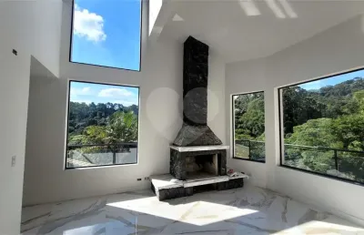 Casa em condomínio fechado com 4 quartos à venda na Das Gaivotas, Serra da Cantareira, Mairiporã