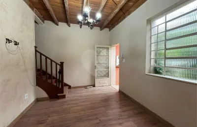Casa de vila com 2 quartos à venda ou para locação em água fria - sp
