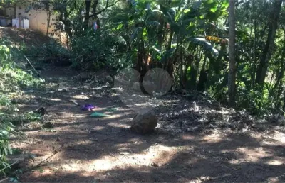 Terreno à venda na Itália, Serra da Cantareira, Mairiporã