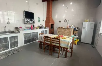 Casa de 4 dormitórios disponível para venda| locação