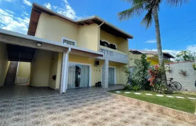 Casa com 4 quartos à venda na Belmira Novaes, Peruíbe 
