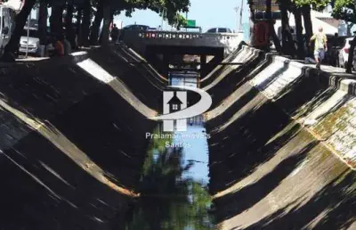 Terreno à venda na Aparecida, Santos 