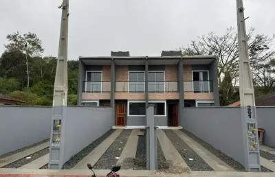 Casa com 2 quartos à venda no Paranaguamirim, Joinville 