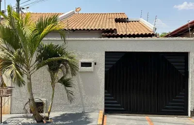 Casa 3 quartos e área gourmet aceita financiamento!
