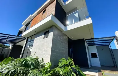 Casa com 3 quartos à venda no Saguaçu, Joinville 