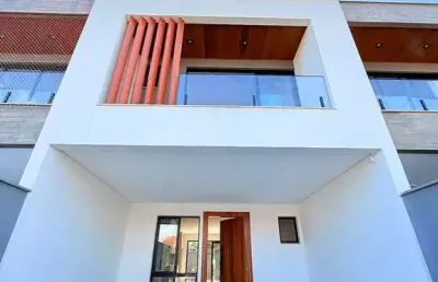 Casa com 3 quartos à venda no Saguaçu, Joinville 