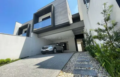 Casa com 3 quartos à venda no América, Joinville 