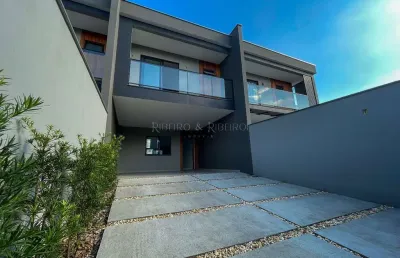 Casa com 3 quartos à venda no Bom Retiro, Joinville 